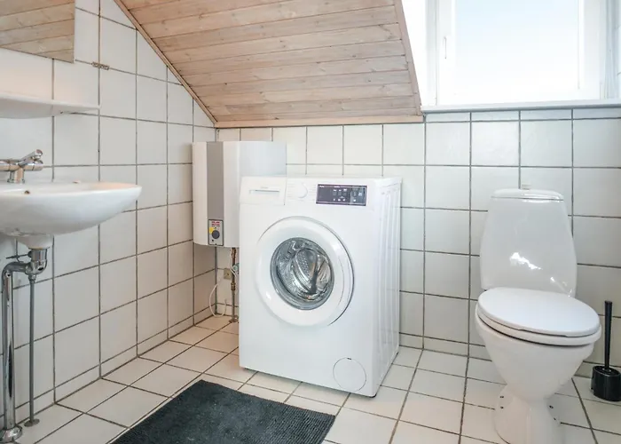3 Bedroom Cozy In Romo Apartament *